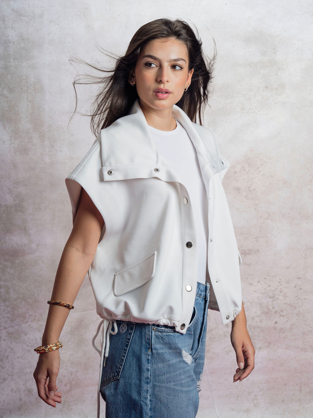 Aria Cropped Vest White