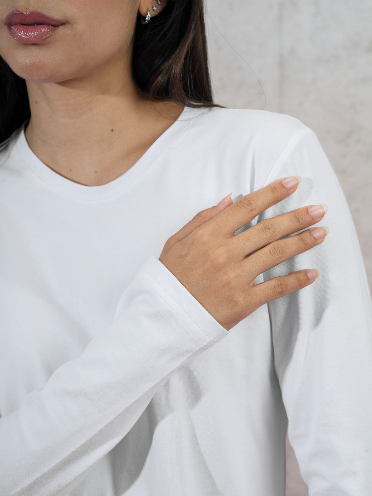 WND White Essential Basic